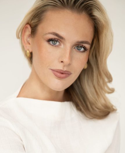 Amelia Dawson profile