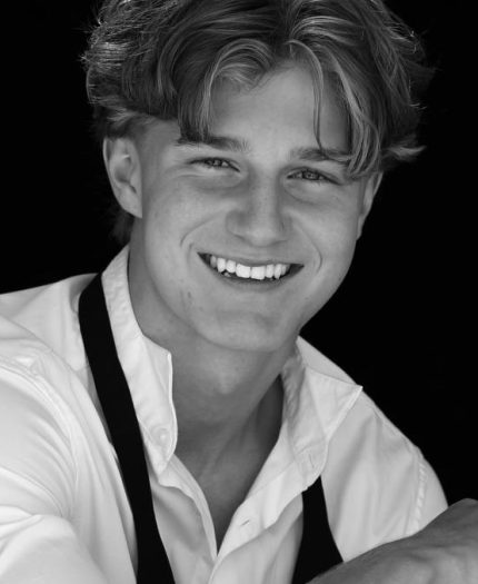 Logan Hillback profile